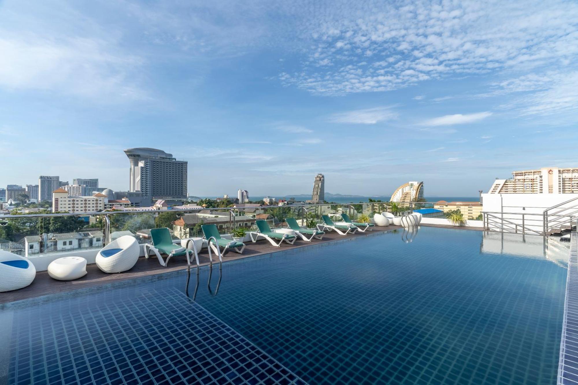 Blue Boat Hotel Jc Pattaya Exterior foto